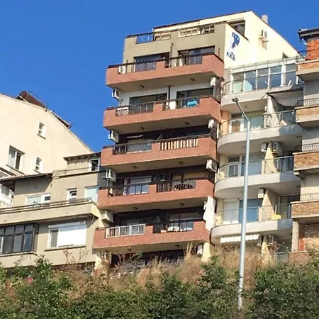 Studio Vihren 32 * 索佐波尔
